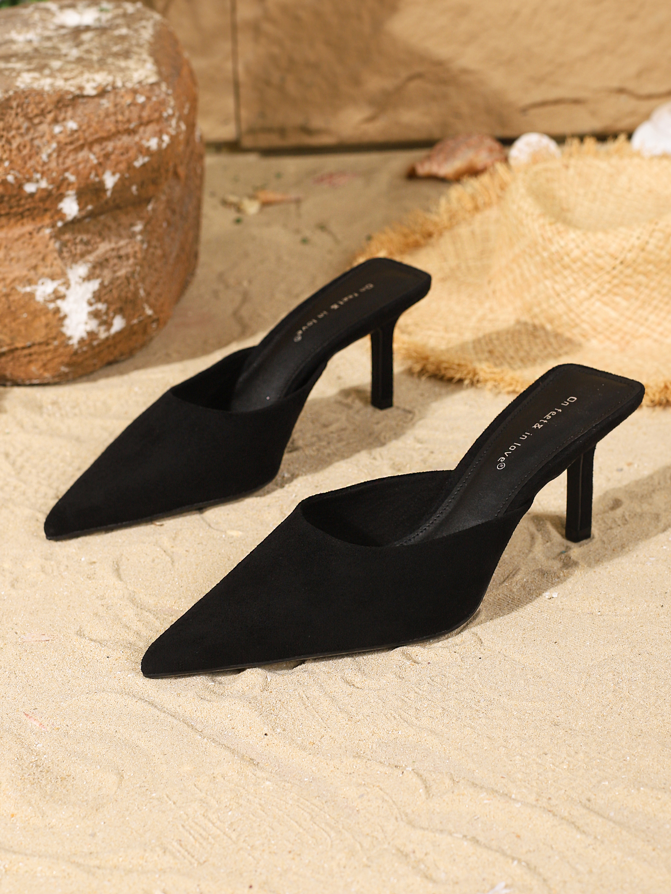 Women's Fashionable Suede Slip - Men Fashion Elegant บทวิจารณ์และราคา