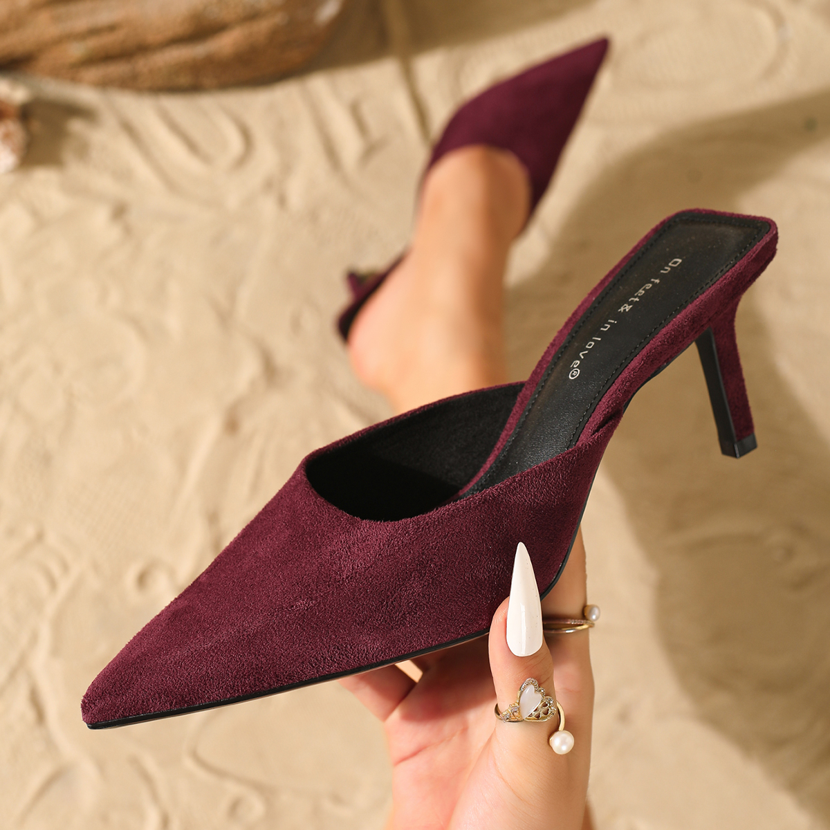Women's Fashionable Suede Slip - Men Fashion Elegant บทวิจารณ์และราคา